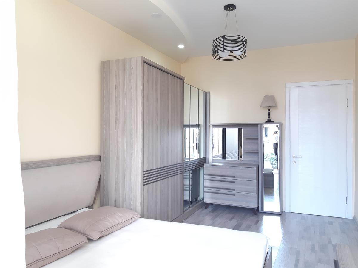 Apartment Gabo777 Batumi Esterno foto